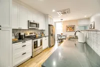 Charming Alexandria Vacation Rental in Old Town!