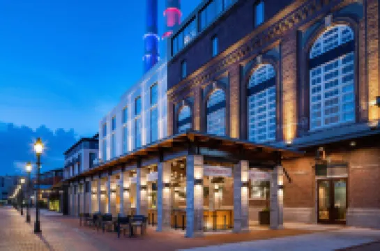 JW Marriott Savannah Plant Riverside District Hotels in 