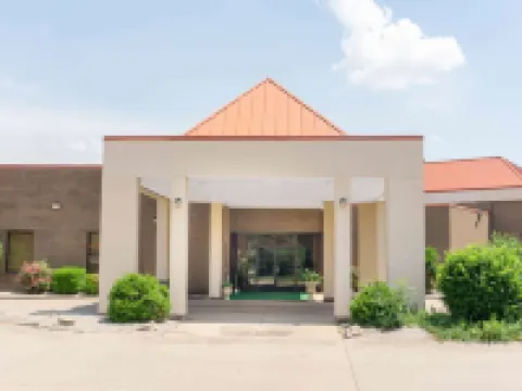 Super 8 by Wyndham Harrison OH Hotels in Harrison