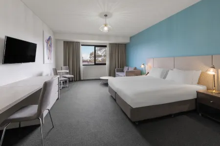 Mantra Melbourne Melton