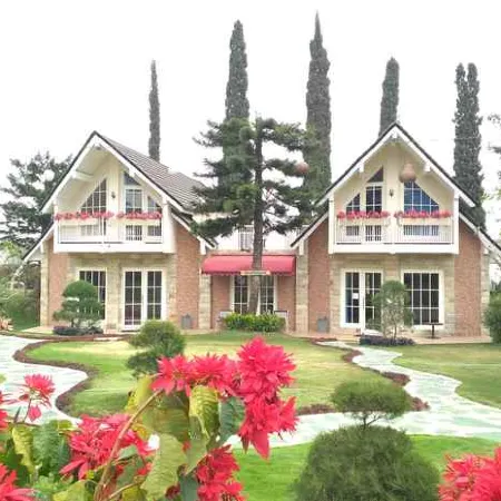 Omah Londo Luxury Resort