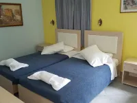 Roda Pearl Resort Hotels in Roda