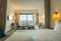 Arkin Palm Beach Hotel