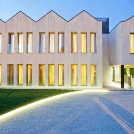 Hotel Araba