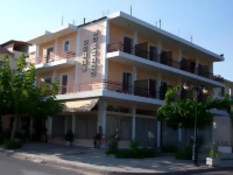 Hotel Inomaos Hotels near أوليمبيا