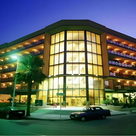 Hotel California Palace