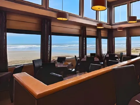 Driftwood Shores Resort