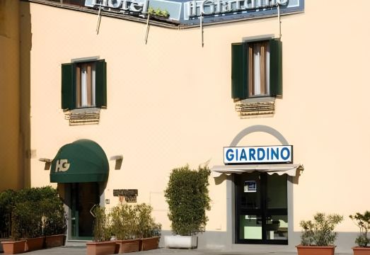 호텔 지아르디노 타워 인 전경 또는 객실