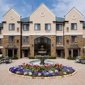 Staybridge Suites CHARLOTTE BALLANTYNE by IHG Отели в г. Шарлотт