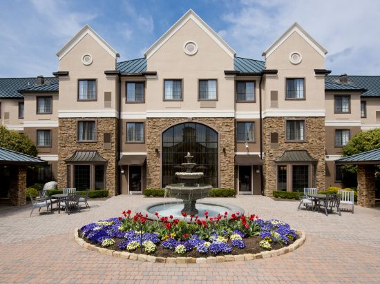 Staybridge Suites CHARLOTTE BALLANTYNE by IHG