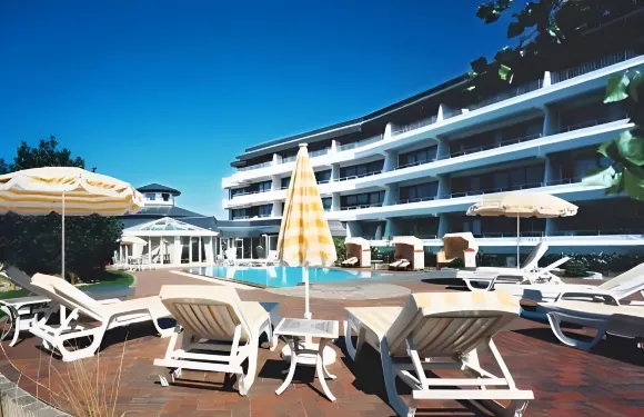 阿勒爾福斯Spa酒店