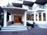 Thomas Beach Hotel Hotels in Marathon