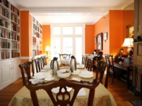 โรงแรมมอร์ริส เฮาส์