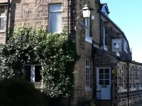 Weavers Guesthouse by Weavers of Haworth Hotel di 