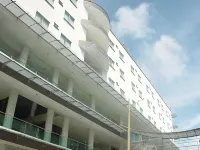 Hotel San José Plaza Hotels in Букараманга