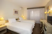 Trevi Hotel e Business
