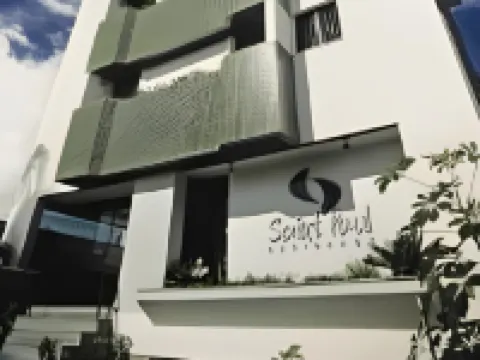 Flat Saint Paul Residence