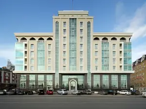 Bilyar Palace