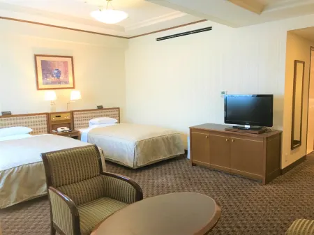 Aobadai Forum Отели рядом со станцией JR Nagatsuta Station