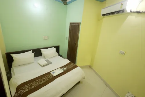 Creeper Hotel and Restaurant Hotels in Rohtak