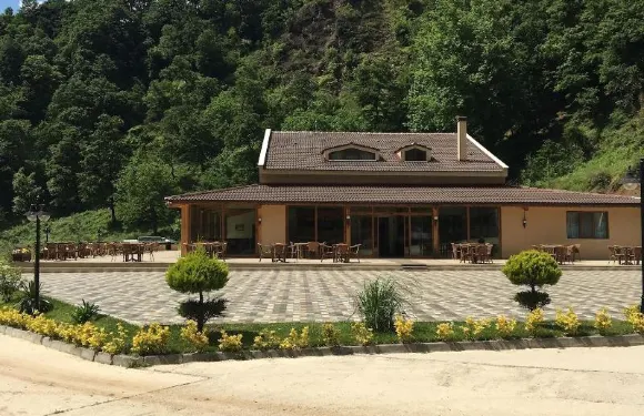 基茲卡勒希酒店
