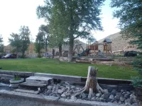 Twin Pines Lodge & Cabins