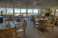 PAR 5 Resort Hotels in Manitowoc