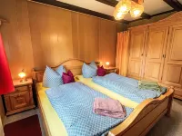 Am Hohen Bogen Hotels in Hohenwarth