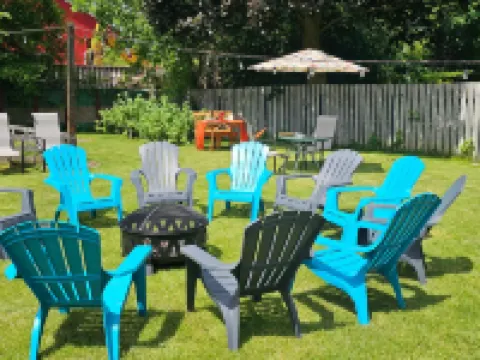 Shore Vista Lodge Hotels in Georgina