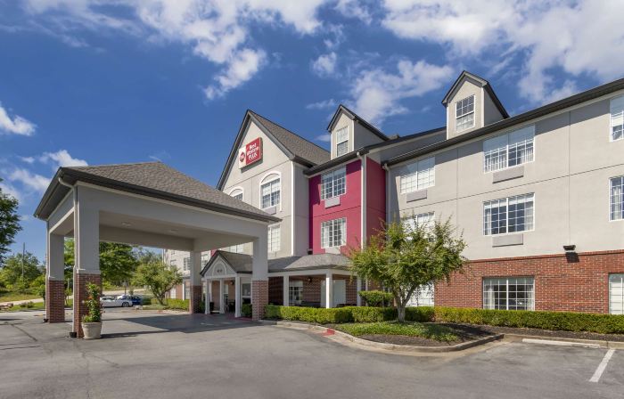 Best Western Plus Lake Lanier Gainesville Hotel  Suites