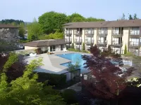 Valley River Inn - Pool