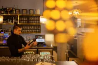 Holiday Inn - the niu, MOOD MAINZ by IHG