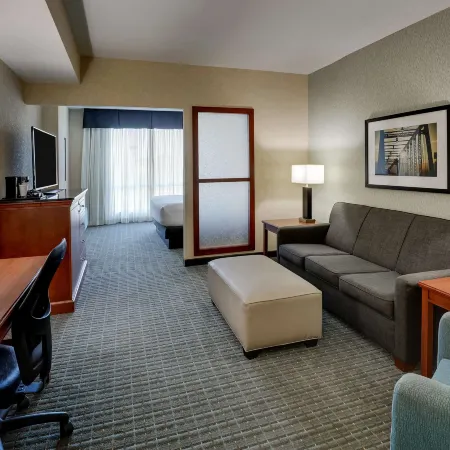 Drury Inn & Suites Grand Rapids