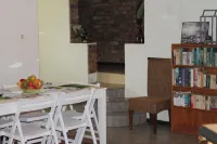 Su Casa Guesthouse - Pensions