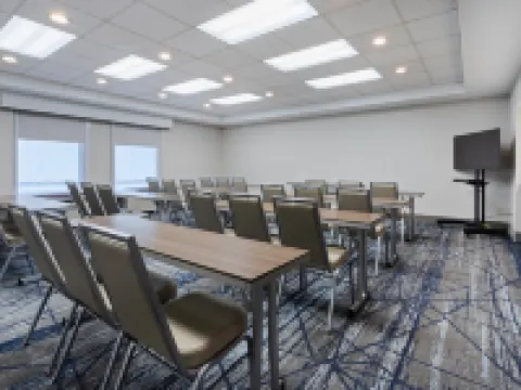 Holiday Inn Express & Suites CINCINNATI RIVERFRONT by IHG Hotels in Covington