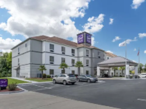 スリープ イン & スイーツ モンゴメリー イースト I-85 モントゴメリーのホテル