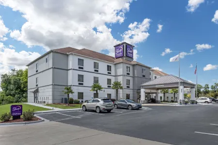 Sleep Inn & Suites Montgomery East I-85 Отели рядом с достопримечательностью «Монтгомери Музеум оф Файн Артс»