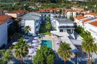 Akritas Hotel Pefkochori - Swimmingpools