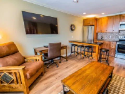 Prestige Hudson Bay Lodge, Premier Collection Hotels in Smithers