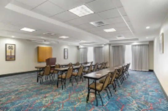 Best Western Plus Daphne Inn  Suites