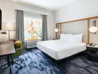 Fairfield Inn & Suites Orlando at Millenia Hotels near Wadeview Park
