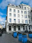 Hotel la Grande Cloche Hotel in zona Church of Notre-Dame de Bon Secours