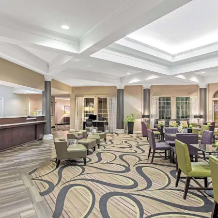 La Quinta Inn & Suites by Wyndham Birmingham Homewood