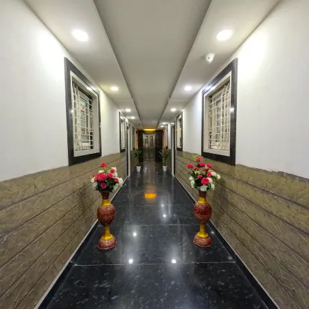 HOTEL SWETA VILLA & BANQUET HALL