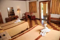 Regis Hotel Spa Hotels in Panajachel