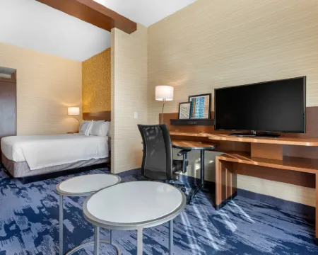 Fairfield Inn & Suites Mebane Hotels in Mebane