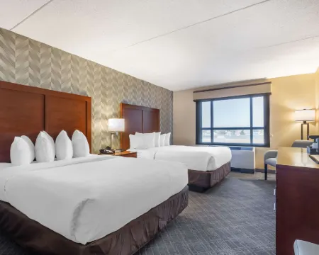 Comfort Inn & Suites Logan International Airport Hotels in Revere