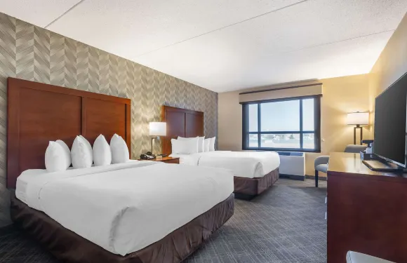 洛根國際機場舒適套房酒店