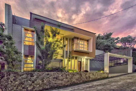 3BR Setra Murni by Kava Stay Отели рядом с достопримечательностью «Amazing Artgames»