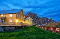 Svinøya Rorbuer Hôtels à : 